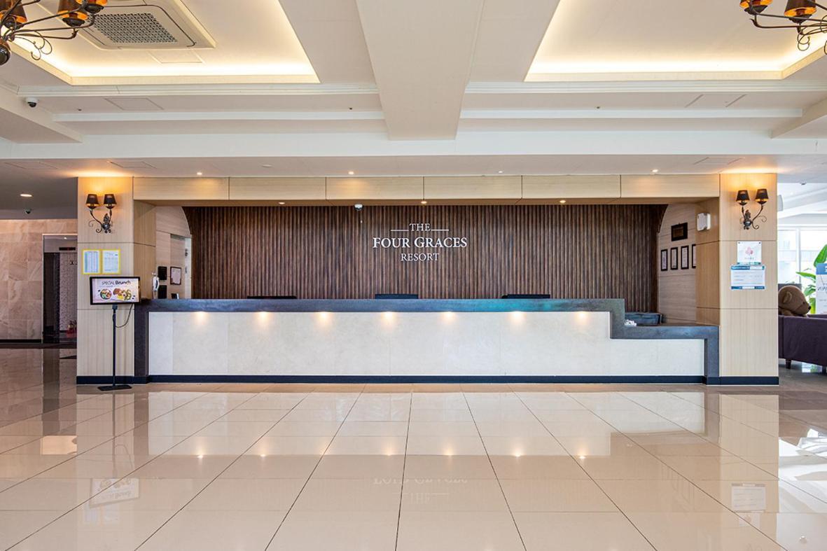 The Four Grace Resort Seogwipo Esterno foto