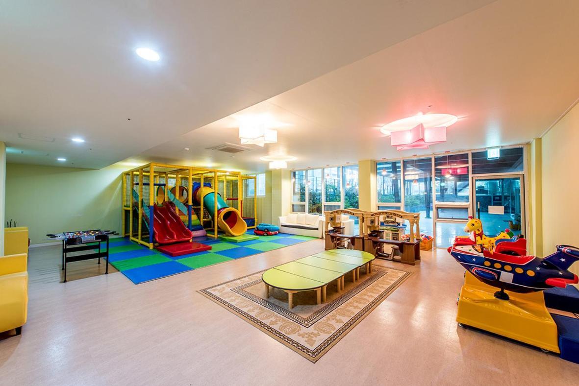 The Four Grace Resort Seogwipo Esterno foto