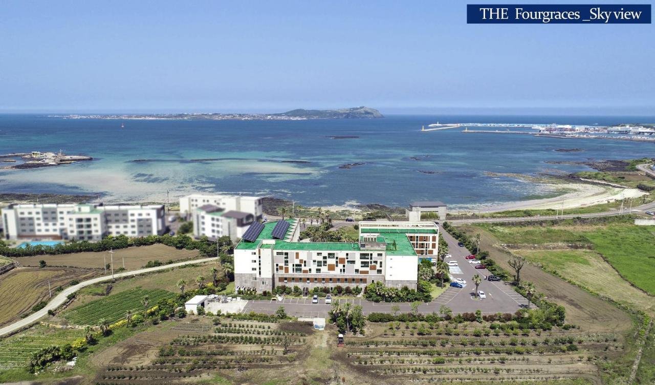 The Four Grace Resort Seogwipo Esterno foto