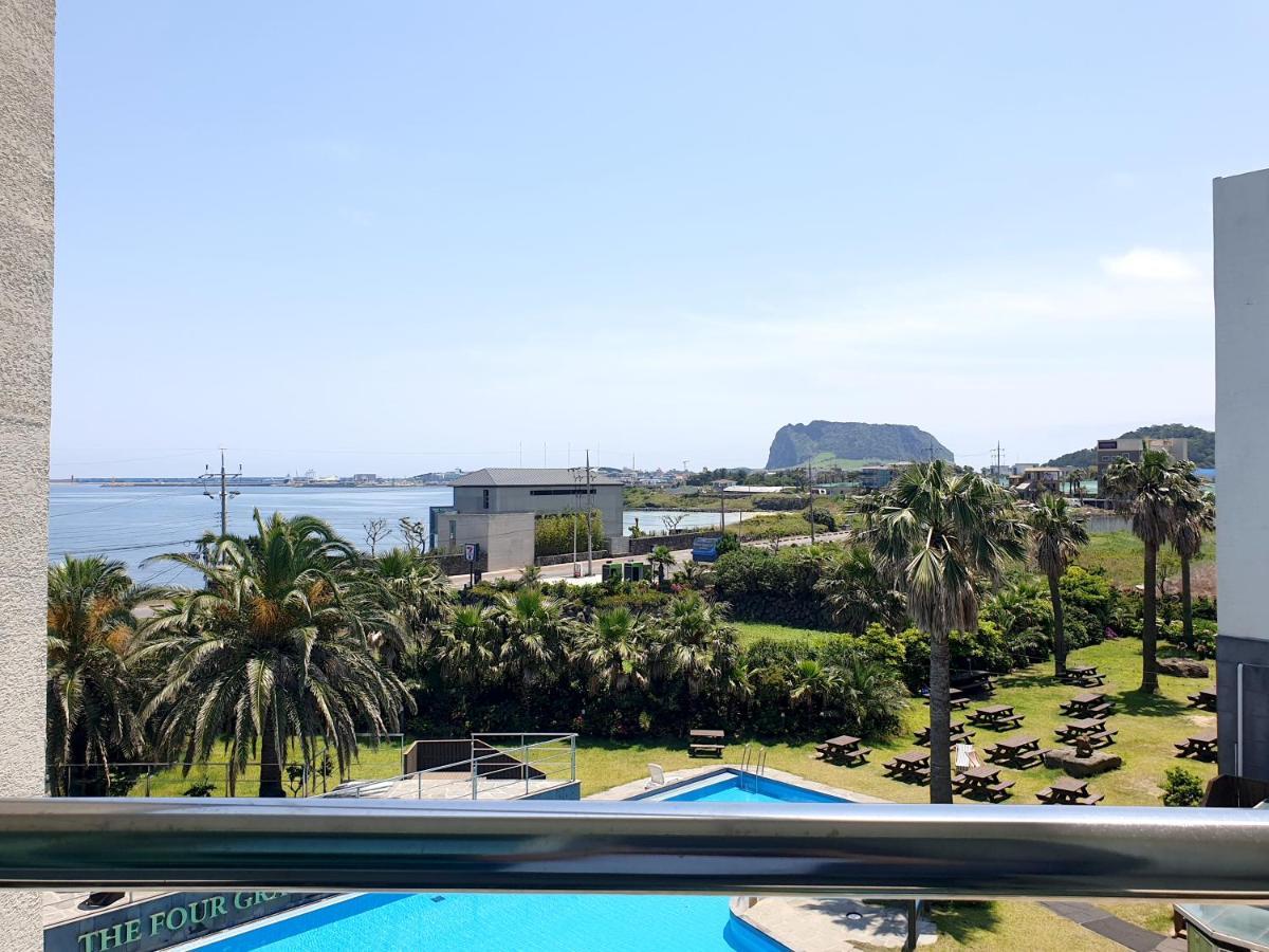 The Four Grace Resort Seogwipo Esterno foto