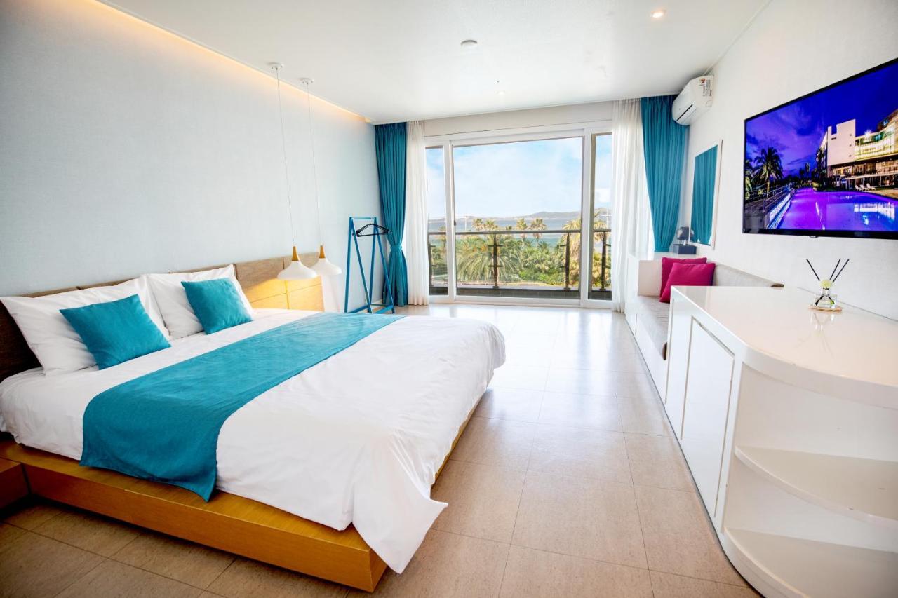 The Four Grace Resort Seogwipo Esterno foto